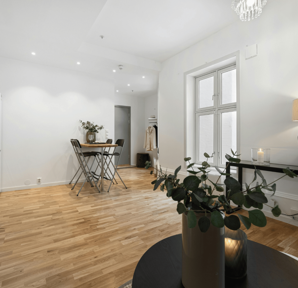 Pose de revêtement de sol intérieur réalisée par artisan peintre à Tournefeuille près de Toulouse