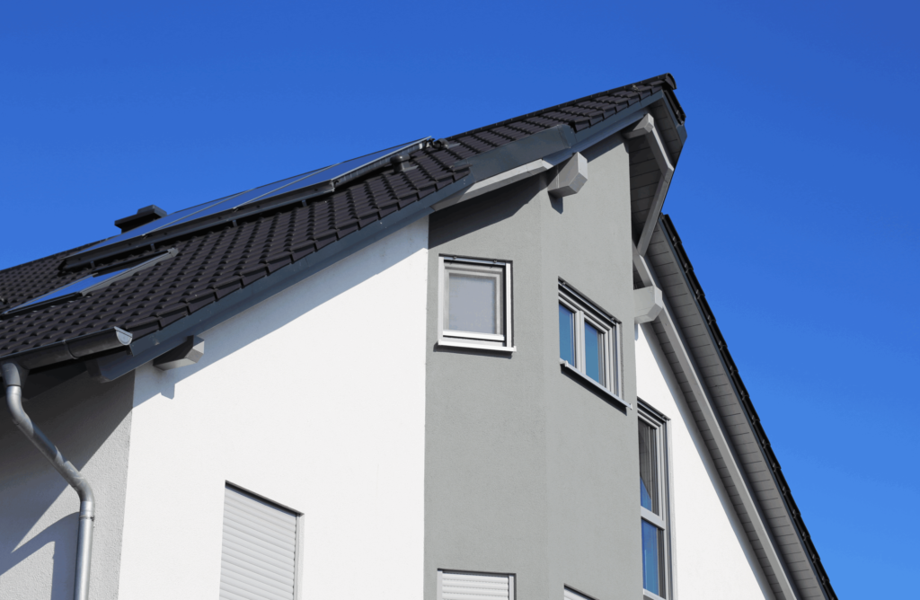 Travaux de peinture extérieure Toulouse sur façade de maison | mise en couleur durable et soignée
